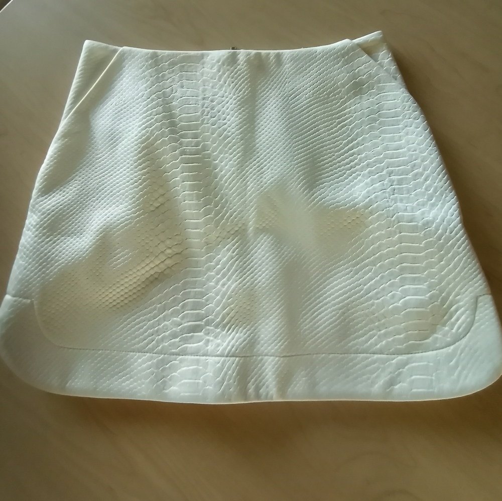 White faux leather mini skirt